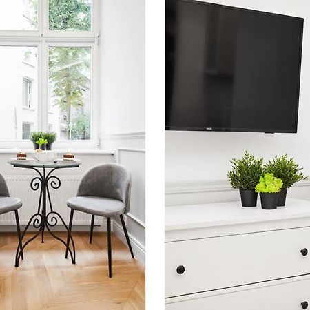 Househost Apartment I: Studencka Street Краков Экстерьер фото