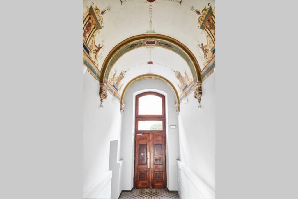 Househost Apartment I: Studencka Street Краков Экстерьер фото